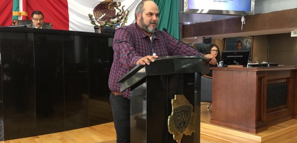 Amenazan a doctores de Juárez por orden del gobernador: diputado
