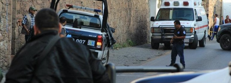 Sin poder defenderse: Matan en tiroteo a tres policías de Taxco