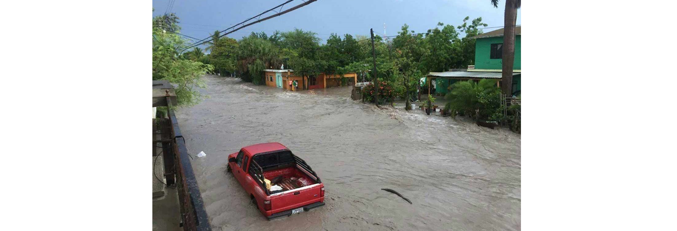 Fuertes lluvias convierten calles de Tamaulipas en ríos
