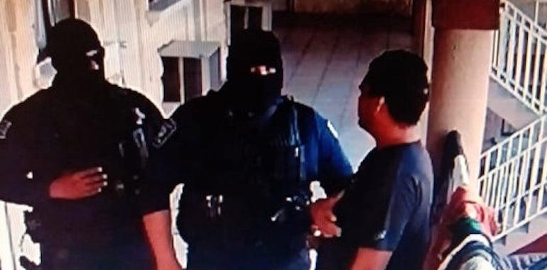 Policías estatales extorsionaron y amenazaron a cubanos en Juárez