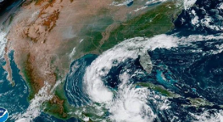 Huracán Delta tocará tierra junto a Cancún, con rachas ¡de 300 km/h!