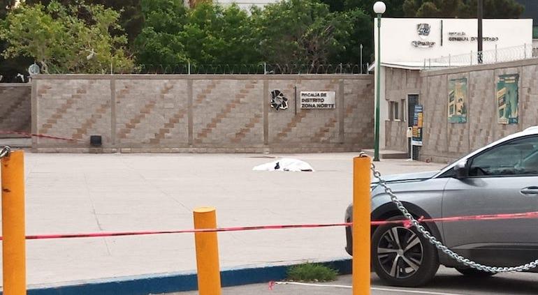 Balacera afuera de Fiscalía en Juárez; ejecutan a uno tras liberación