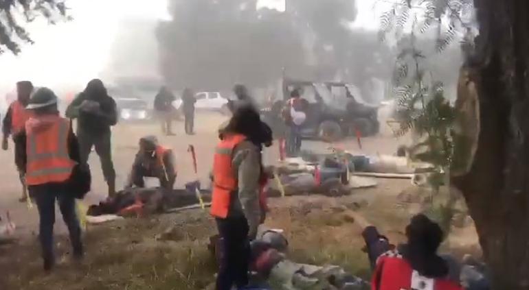 Trabajadores en Santa Lucía subieron a grúa; Ejército se deslinda