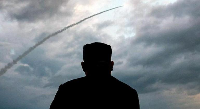 Disparó Corea del Norte misil al mar de Japón