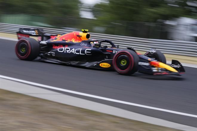 Checo Pérez no llega a la Q3 y saldrá 11 en GP de Hungría